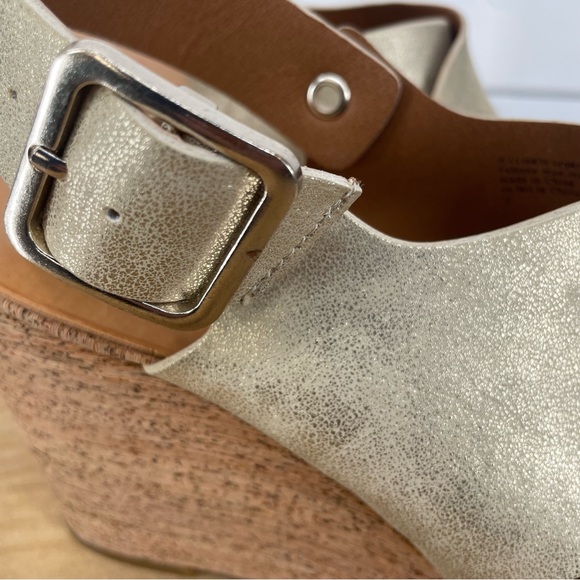 BC Born in California Vegan Sandals Size 7 - Picture 6 of 11